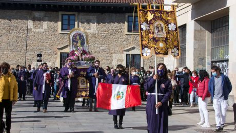 procesión nuestro señor de los milagros perú