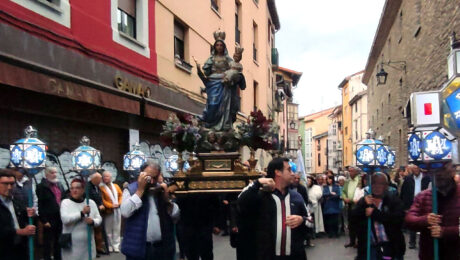 rosario-3 casco medieval, santo rosario, virgen peregrina