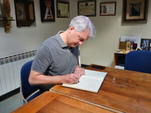 José Cacabelos alcalde o grove, libro honor