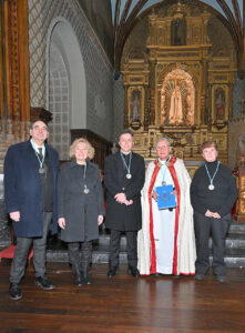 imposición medallas, junta nuevos miembros