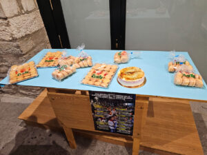 presentación dulces, postres fiestas