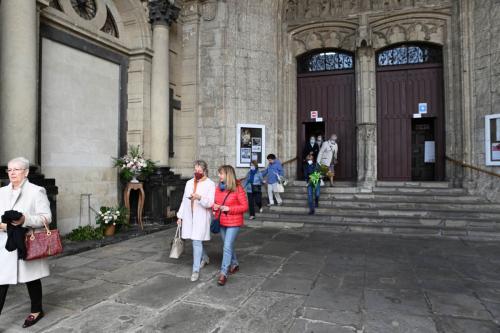 BLANCAS 2022 COFRADIA VIRGEN BLANCA