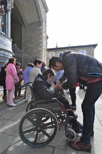 BLANCAS 2022 COFRADIA VIRGEN BLANCA