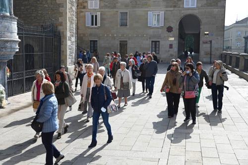 BLANCAS 2022 COFRADIA VIRGEN BLANCA