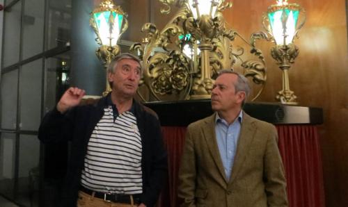 2017-10-23-Visita-Pedro-Anitua.-Donación-cuadro-1